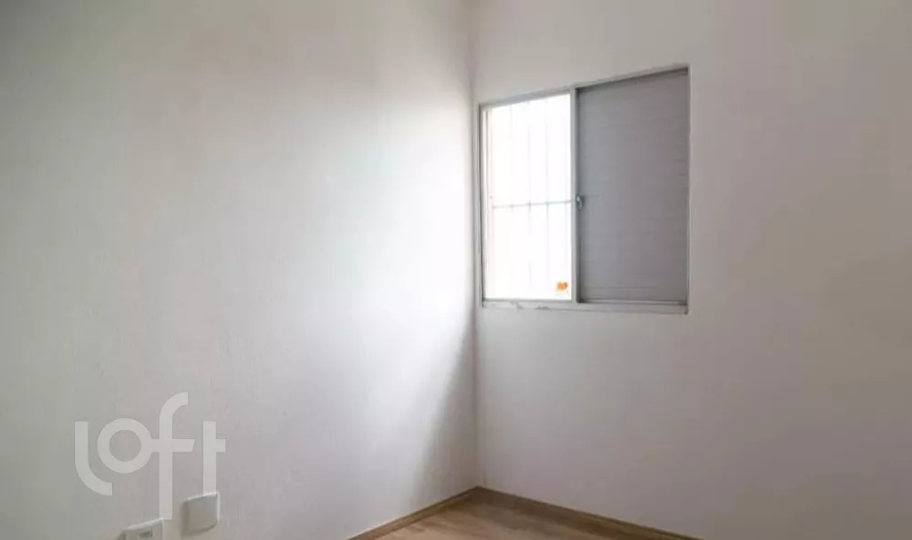 Apartamento à venda com 2 quartos, 62m² - Foto 2