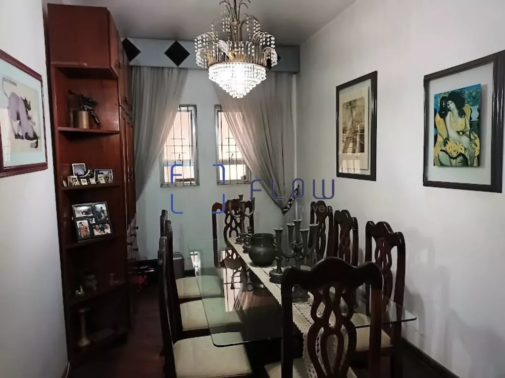 Casa à venda com 3 quartos, 250m² - Foto 5