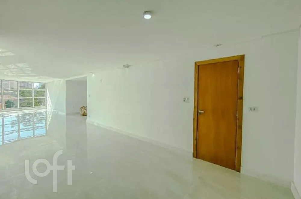 Apartamento à venda com 4 quartos, 260m² - Foto 1