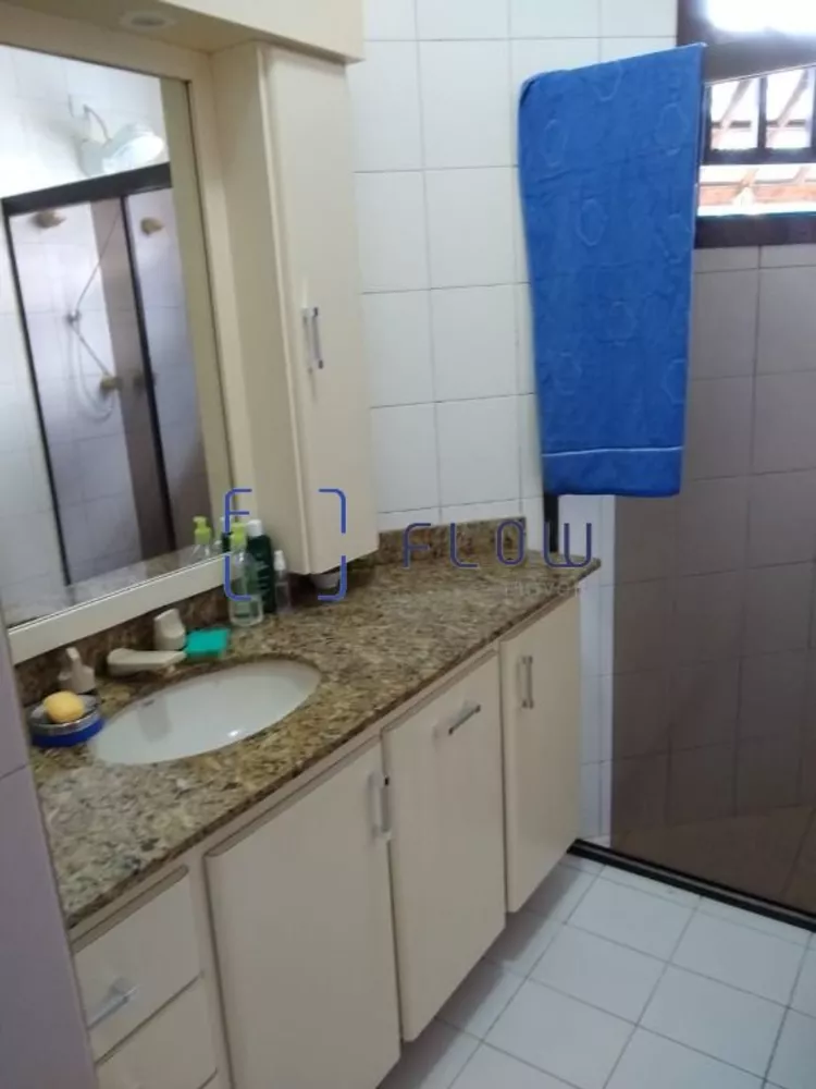 Casa à venda com 3 quartos, 180m² - Foto 8