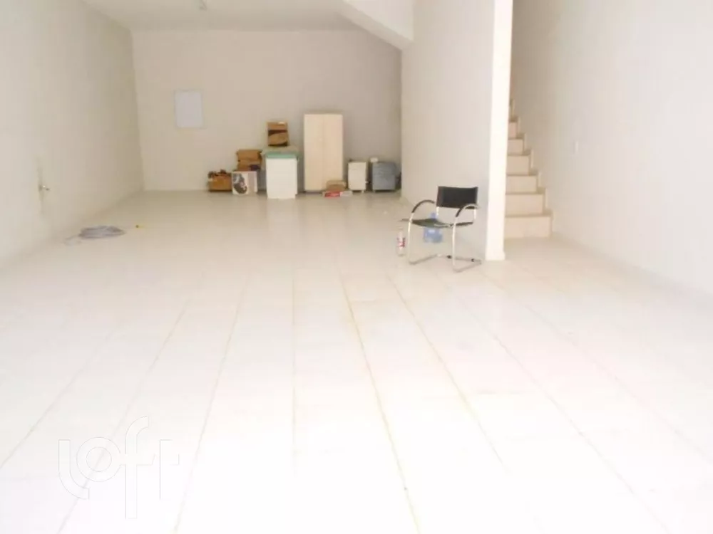 Casa à venda com 4 quartos, 273m² - Foto 3