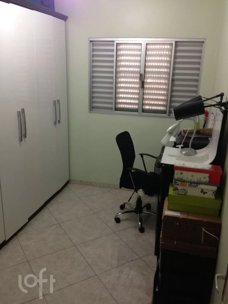 Apartamento à venda com 2 quartos, 70m² - Foto 2