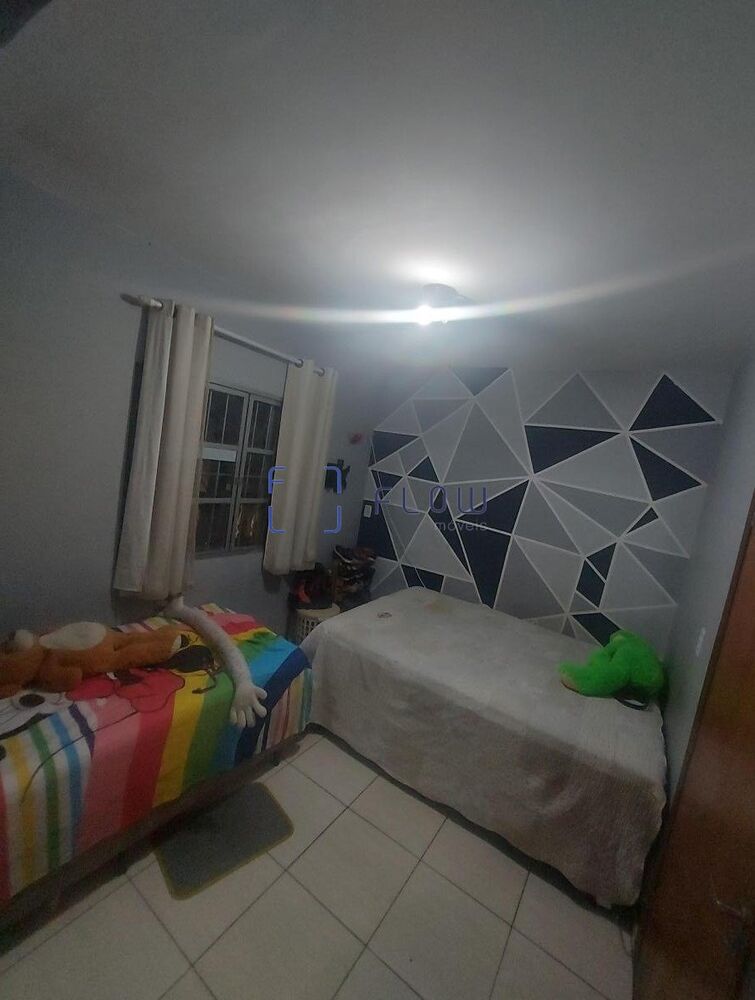 Casa, 4 quartos, 309 m² - Foto 1