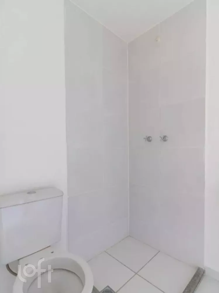 Apartamento à venda com 2 quartos, 57m² - Foto 2