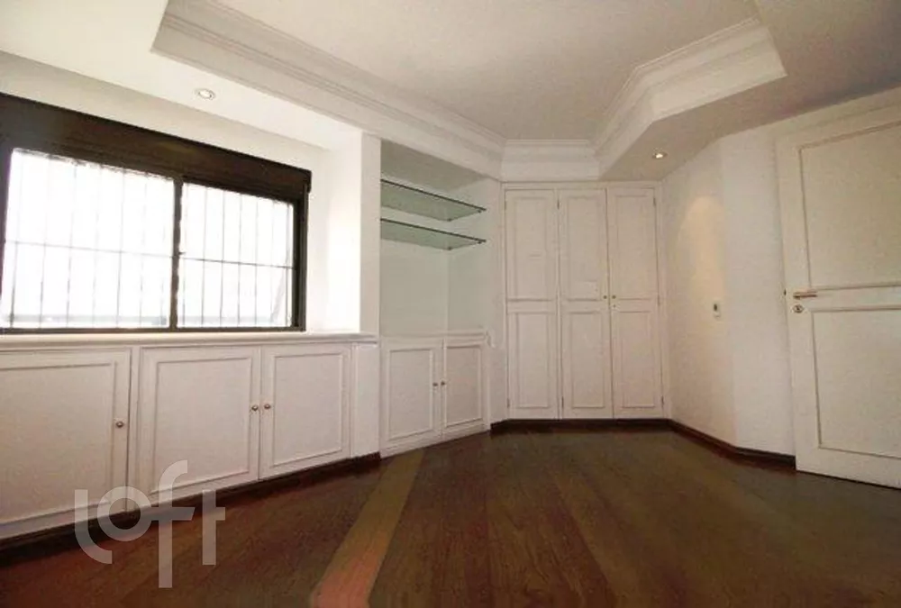 Apartamento à venda com 4 quartos, 285m² - Foto 8