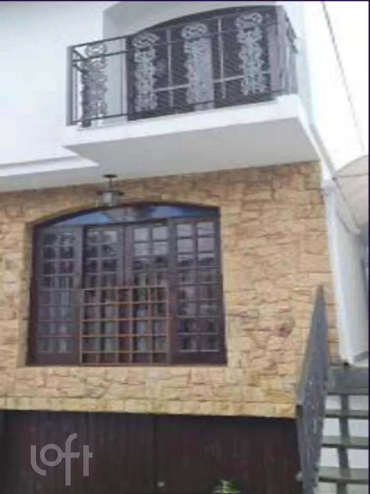 Casa à venda com 4 quartos, 236m² - Foto 1