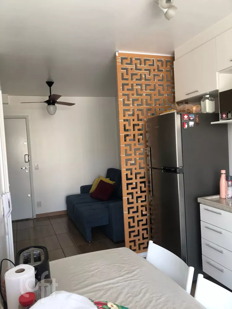 Apartamento à venda com 1 quarto, 35m² - Foto 3