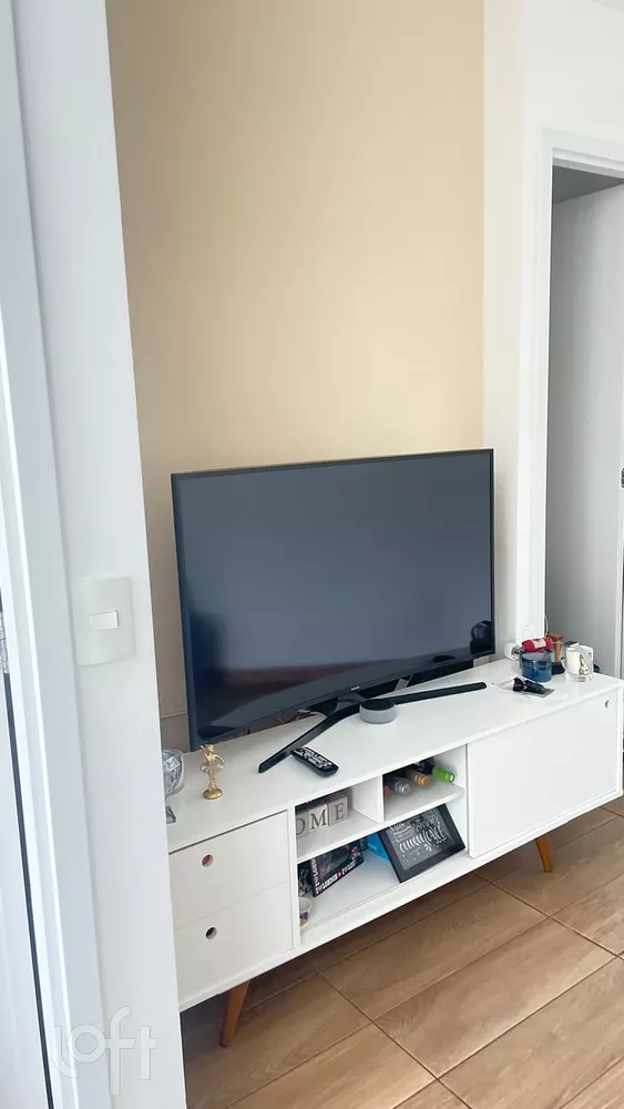 Apartamento à venda com 1 quarto, 35m² - Foto 2