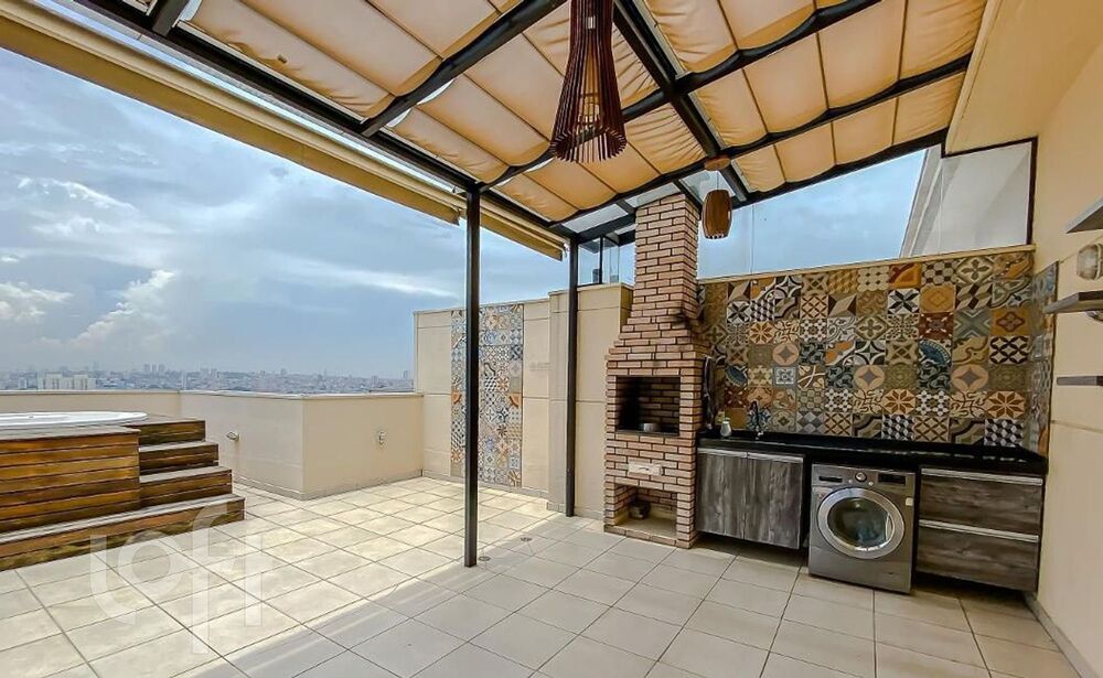 Apartamento à venda com 3 quartos, 189m² - Foto 2