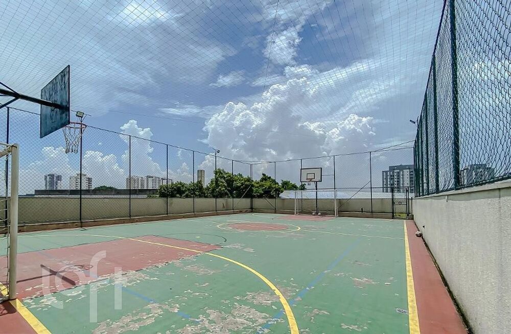 Apartamento à venda com 3 quartos, 189m² - Foto 4