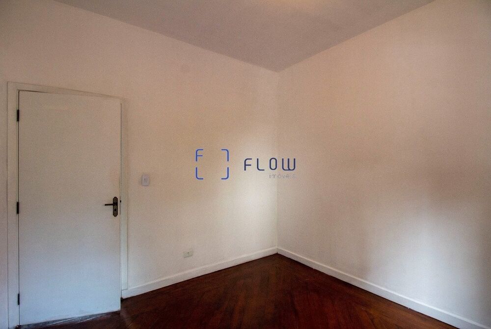 Casa para alugar com 6 quartos, 140m² - Foto 18