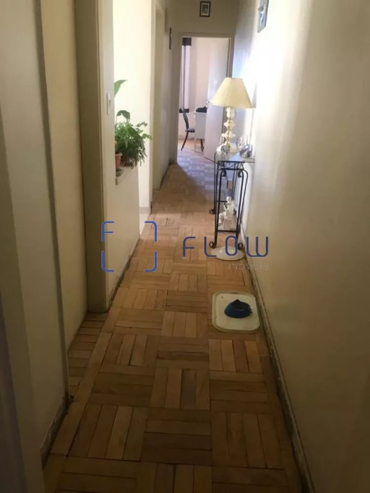 Casa à venda com 5 quartos, 189m² - Foto 2