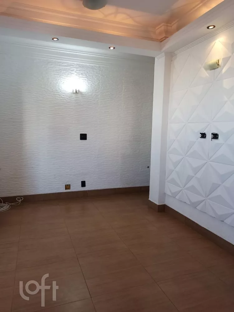 Apartamento à venda com 3 quartos, 117m² - Foto 1