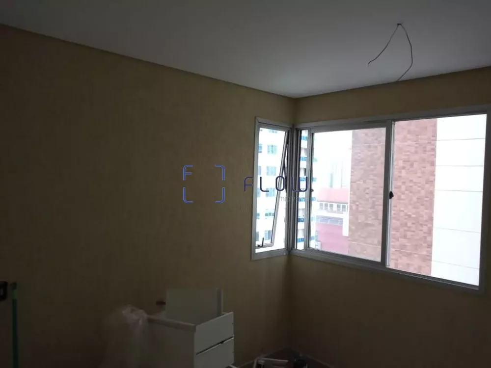 Apartamento à venda com 1 quarto, 40m² - Foto 12