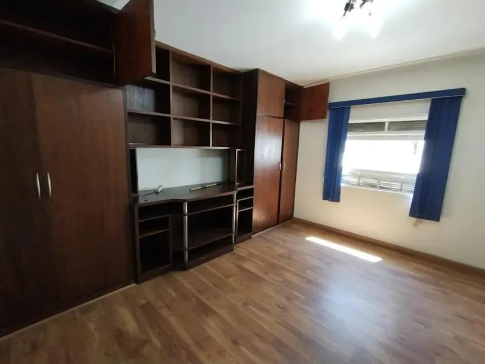 Casa, 3 quartos, 230 m² - Foto 1