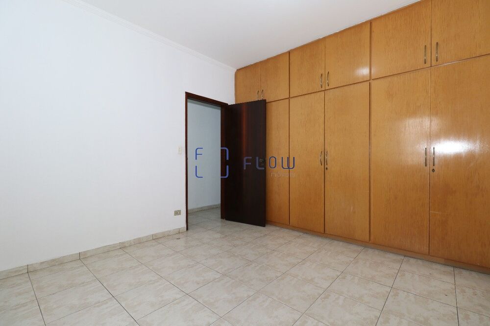 Casa à venda e aluguel com 5 quartos, 211m² - Foto 6
