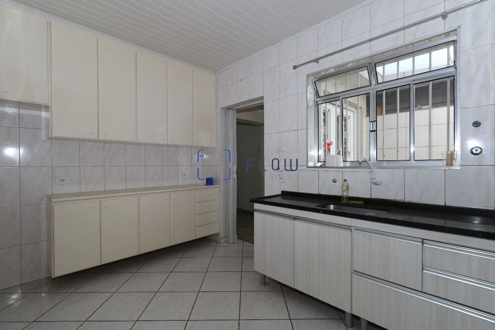 Casa à venda e aluguel com 5 quartos, 211m² - Foto 18