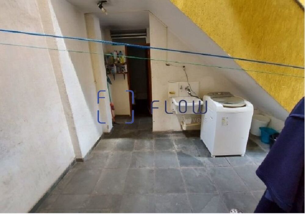 Casa à venda com 4 quartos, 220m² - Foto 12