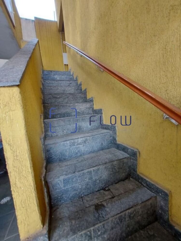 Casa à venda com 4 quartos, 220m² - Foto 18