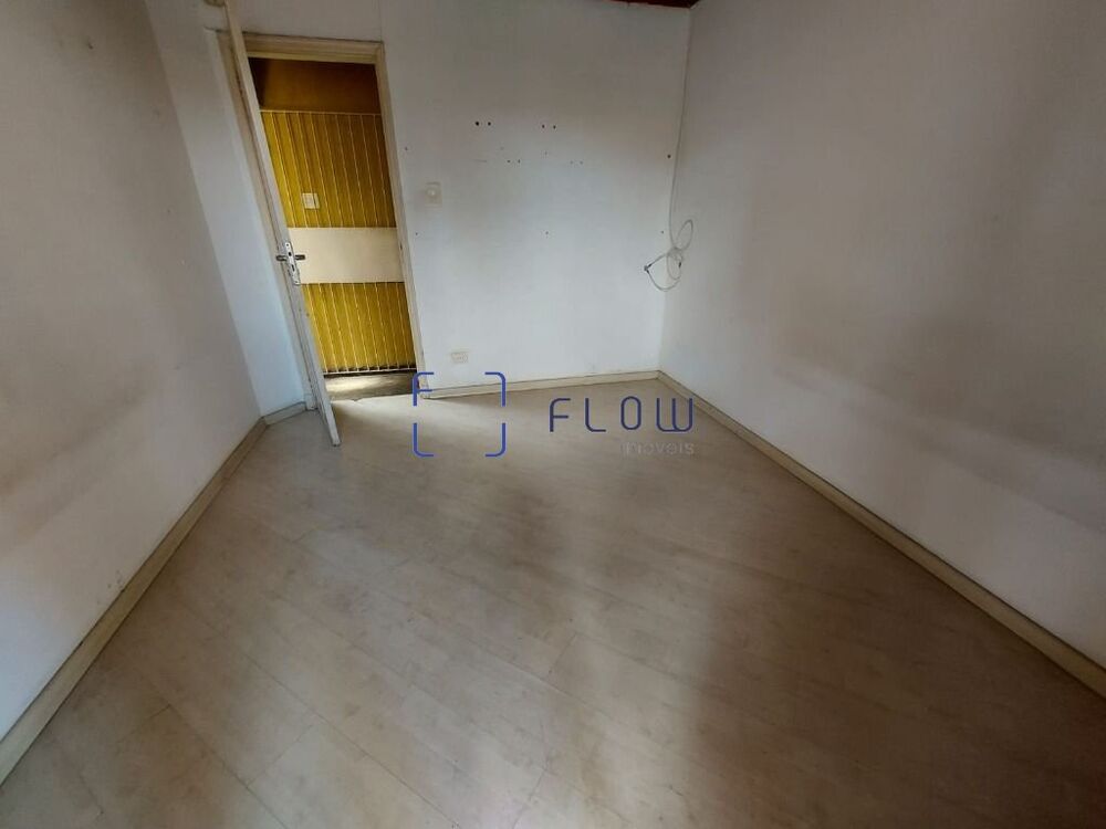 Casa à venda com 4 quartos, 220m² - Foto 28