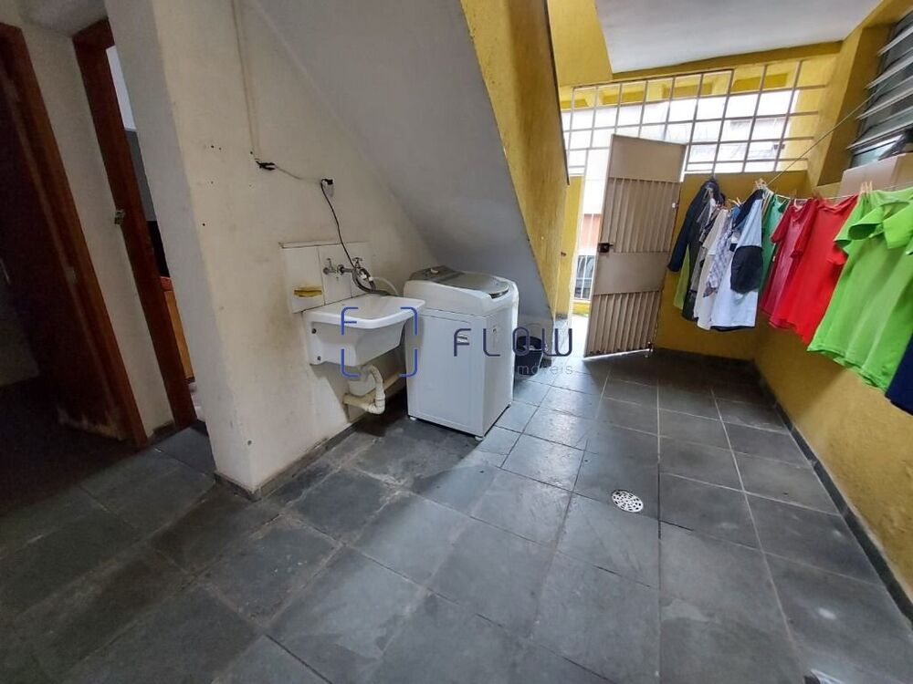Casa à venda com 4 quartos, 220m² - Foto 14