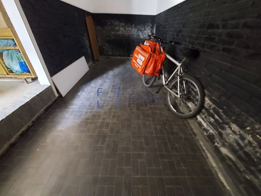 Casa à venda com 4 quartos, 220m² - Foto 29