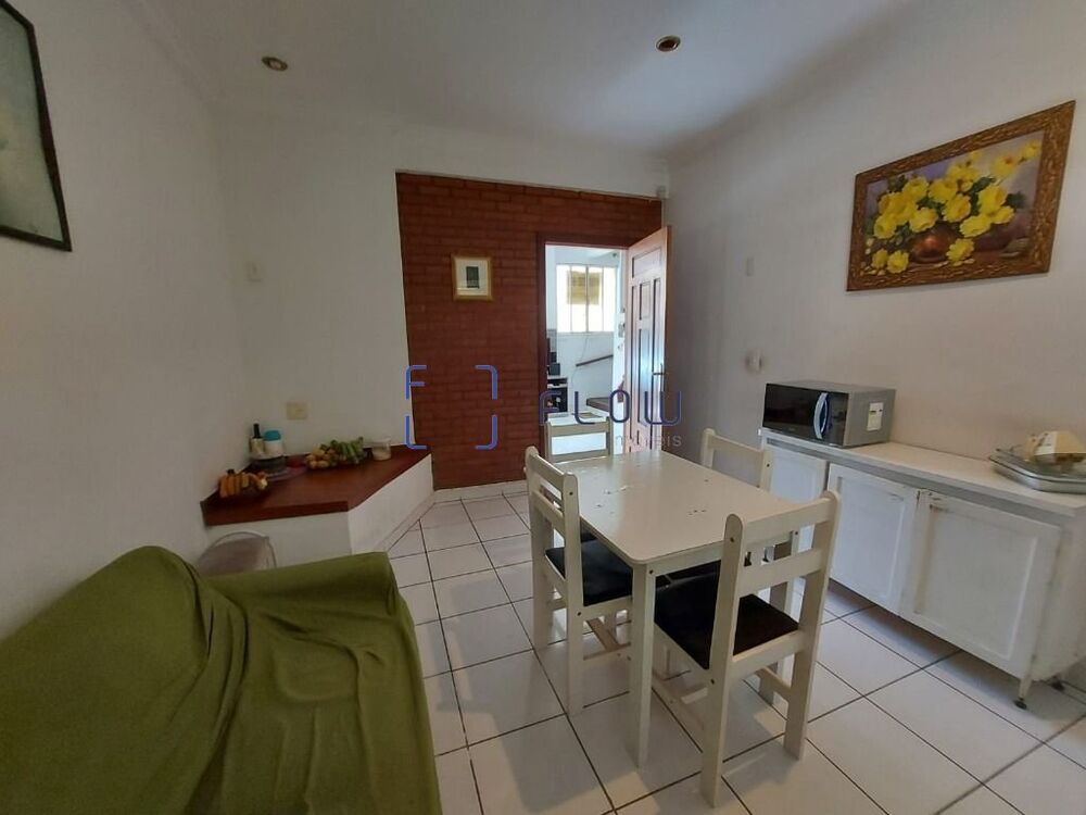 Casa à venda com 4 quartos, 220m² - Foto 10