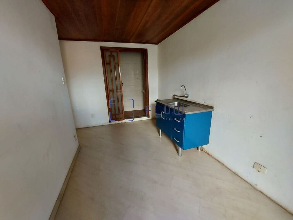 Casa à venda com 4 quartos, 220m² - Foto 17