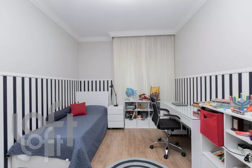 Apartamento à venda com 3 quartos, 145m² - Foto 8