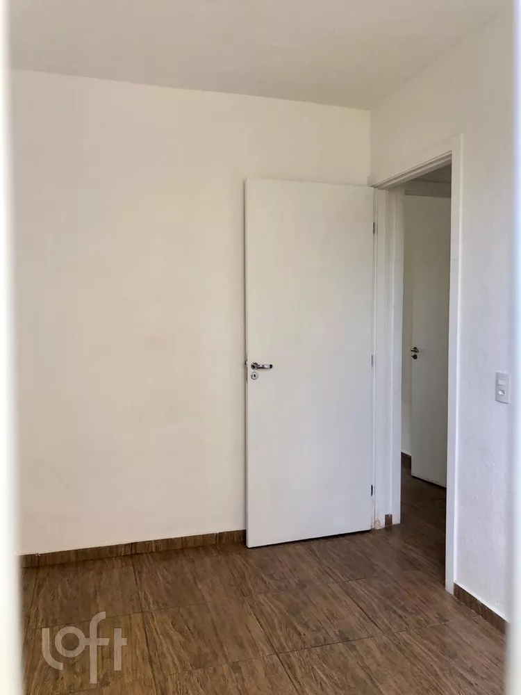 Apartamento à venda com 2 quartos, 39m² - Foto 4