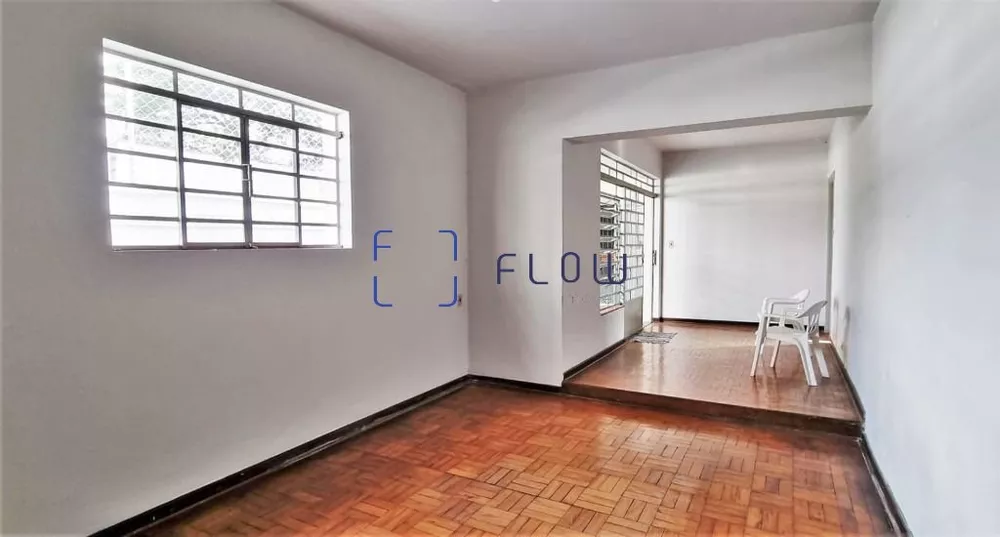 Casa à venda com 3 quartos, 190m² - Foto 1