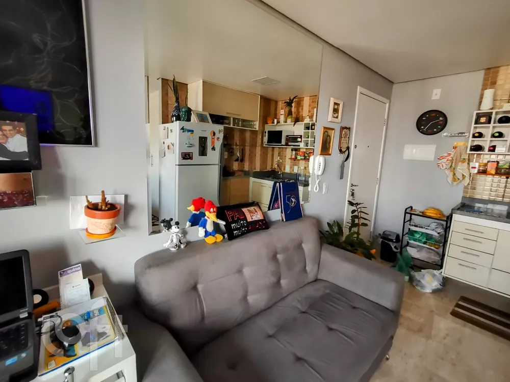 Apartamento à venda com 1 quarto, 42m² - Foto 1