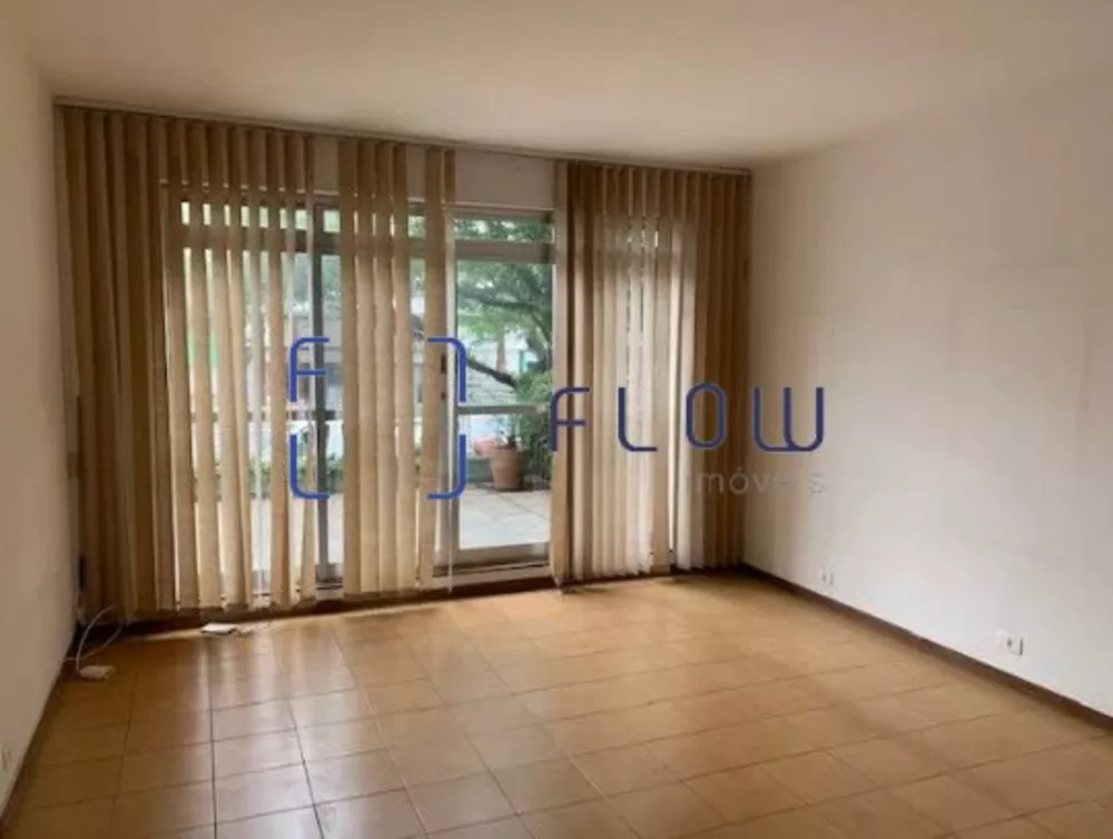 Casa à venda e aluguel com 3 quartos, 270m² - Foto 2