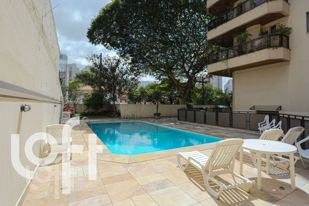 Apartamento à venda com 4 quartos, 230m² - Foto 9