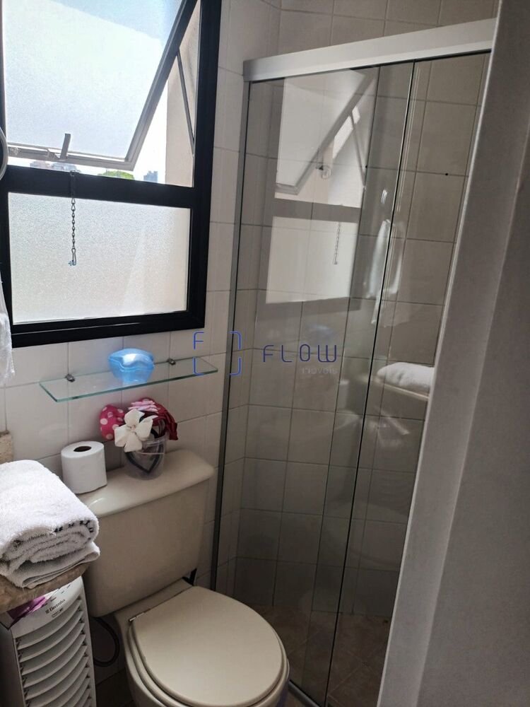 Apartamento à venda com 2 quartos, 75m² - Foto 9