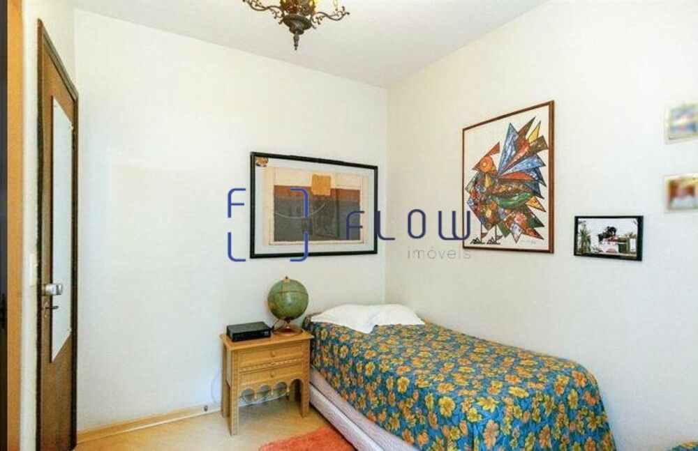 Casa à venda com 3 quartos, 219m² - Foto 8