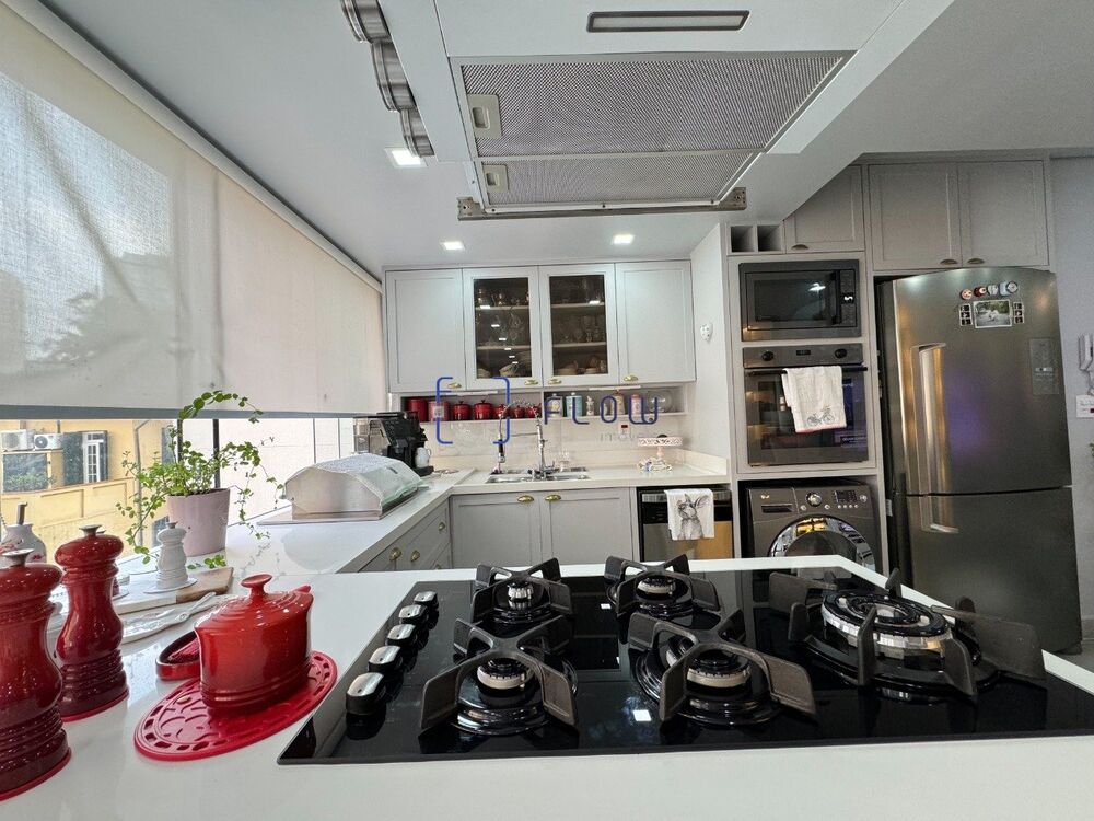 Apartamento à venda com 2 quartos, 70m² - Foto 18