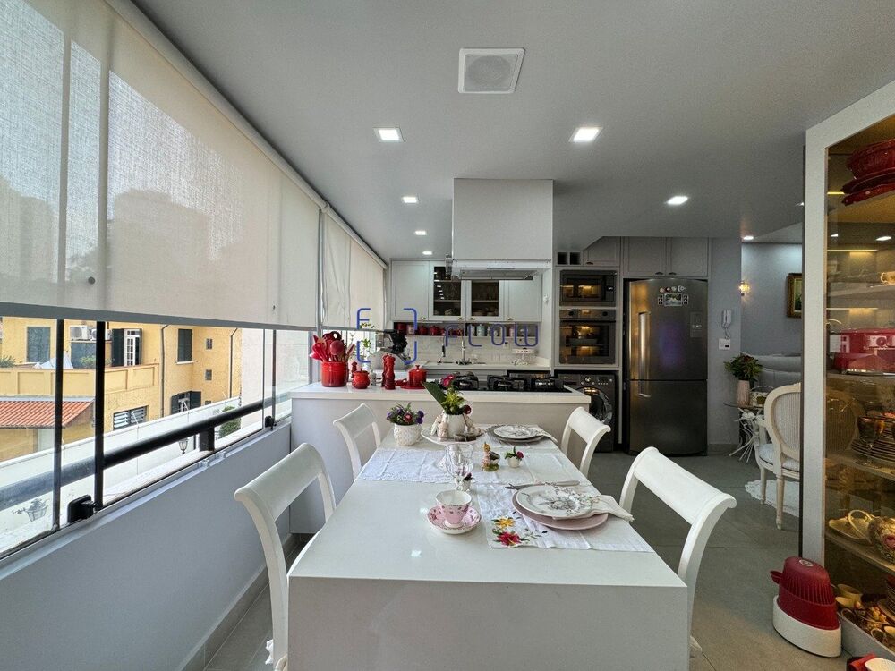 Apartamento à venda com 2 quartos, 70m² - Foto 19