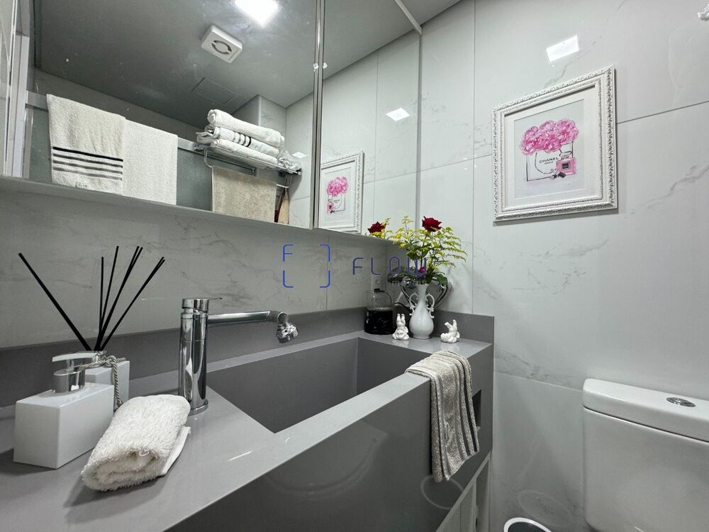 Apartamento à venda com 2 quartos, 70m² - Foto 22