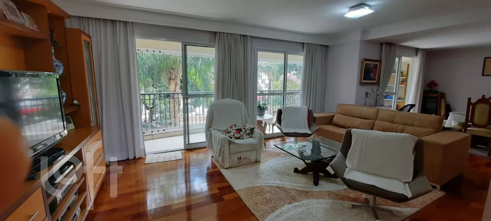 Apartamento à venda com 4 quartos, 179m² - Foto 1