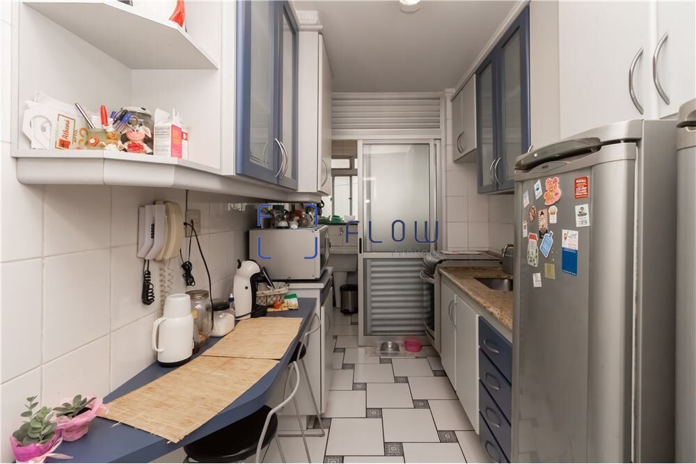 Apartamento à venda com 3 quartos, 74m² - Foto 10