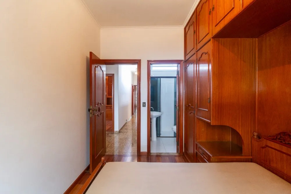 Casa, 3 quartos, 232 m² - Foto 4