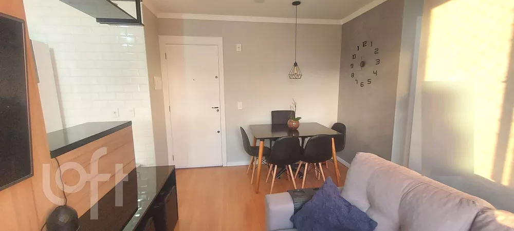 Apartamento à venda com 2 quartos, 44m² - Foto 4