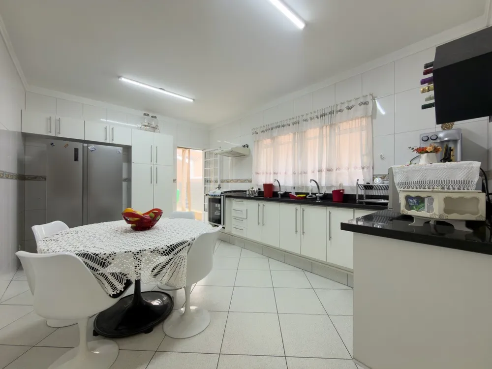 Casa, 3 quartos, 170 m² - Foto 3