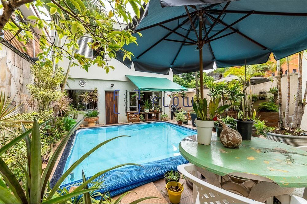 Casa à venda com 4 quartos, 267m² - Foto 46