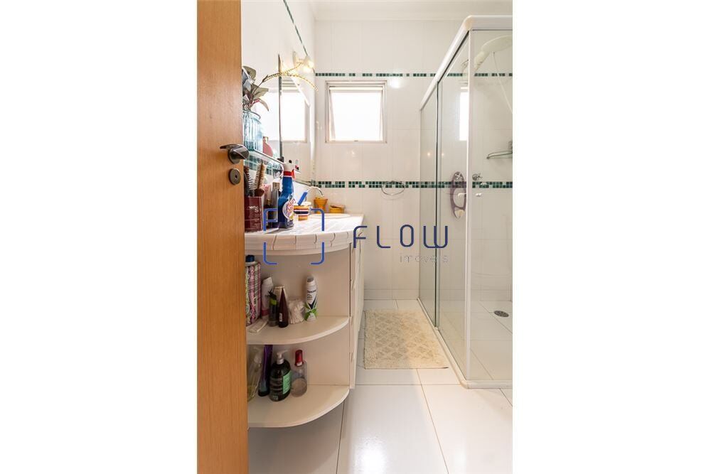 Casa à venda com 4 quartos, 267m² - Foto 30