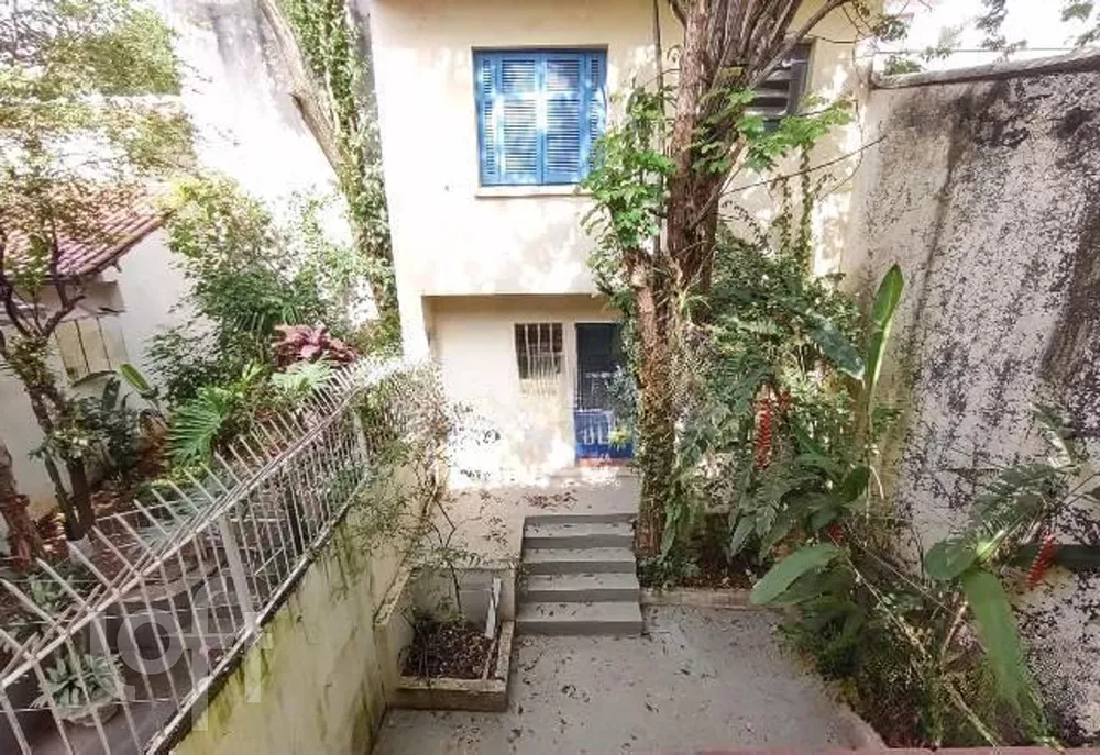 Casa à venda com 3 quartos, 180m² - Foto 2