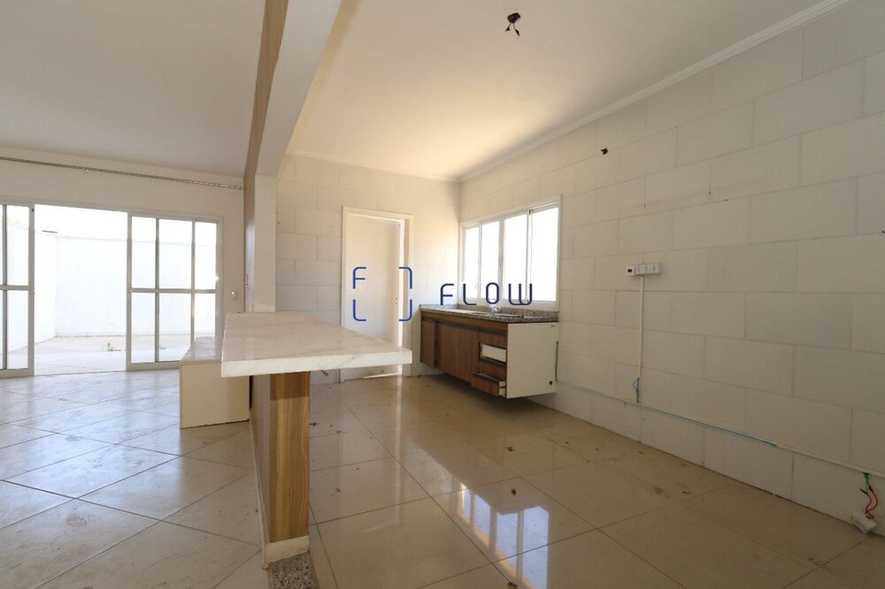 Casa de Condomínio à venda e aluguel com 4 quartos, 270m² - Foto 22