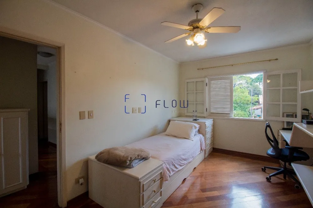 Casa, 4 quartos, 250 m² - Foto 1
