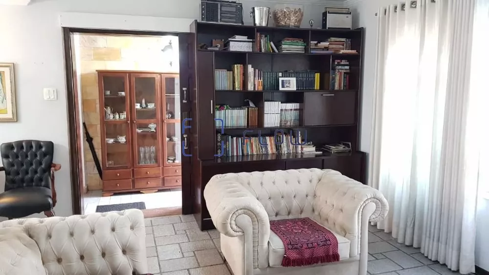 Casa à venda com 3 quartos, 150m² - Foto 3